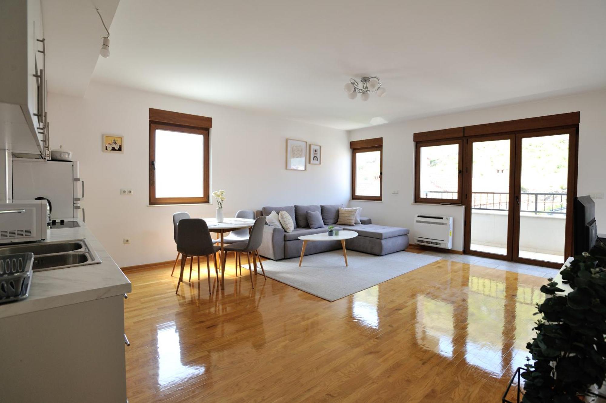 Captain'S Luxury Apartments Mostar Exterior photo